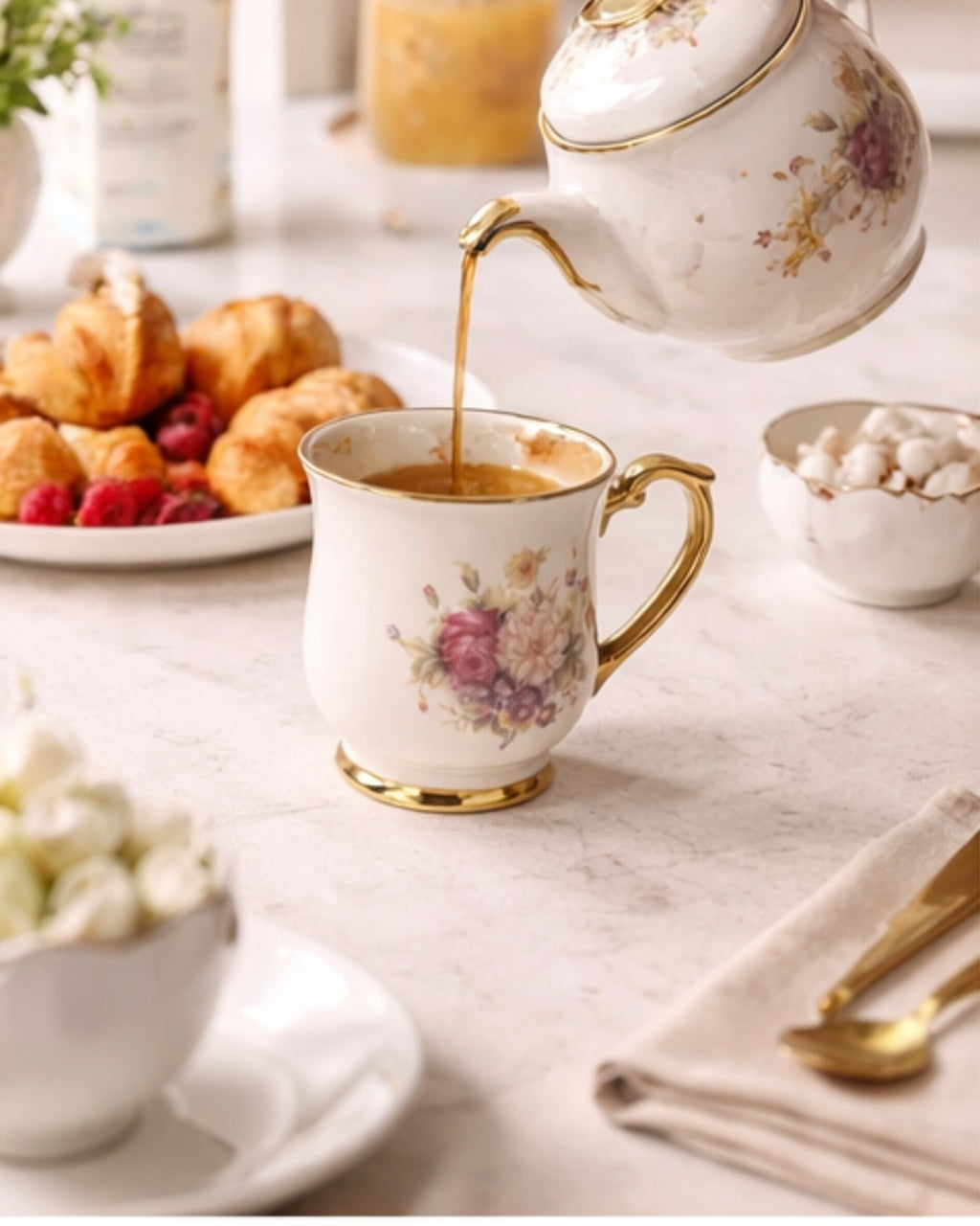 Luxury Porcelain Tea Cups Set with Gold Stand 300ml Floral Coffee Mugs Holder Rack Kitchen Display Set