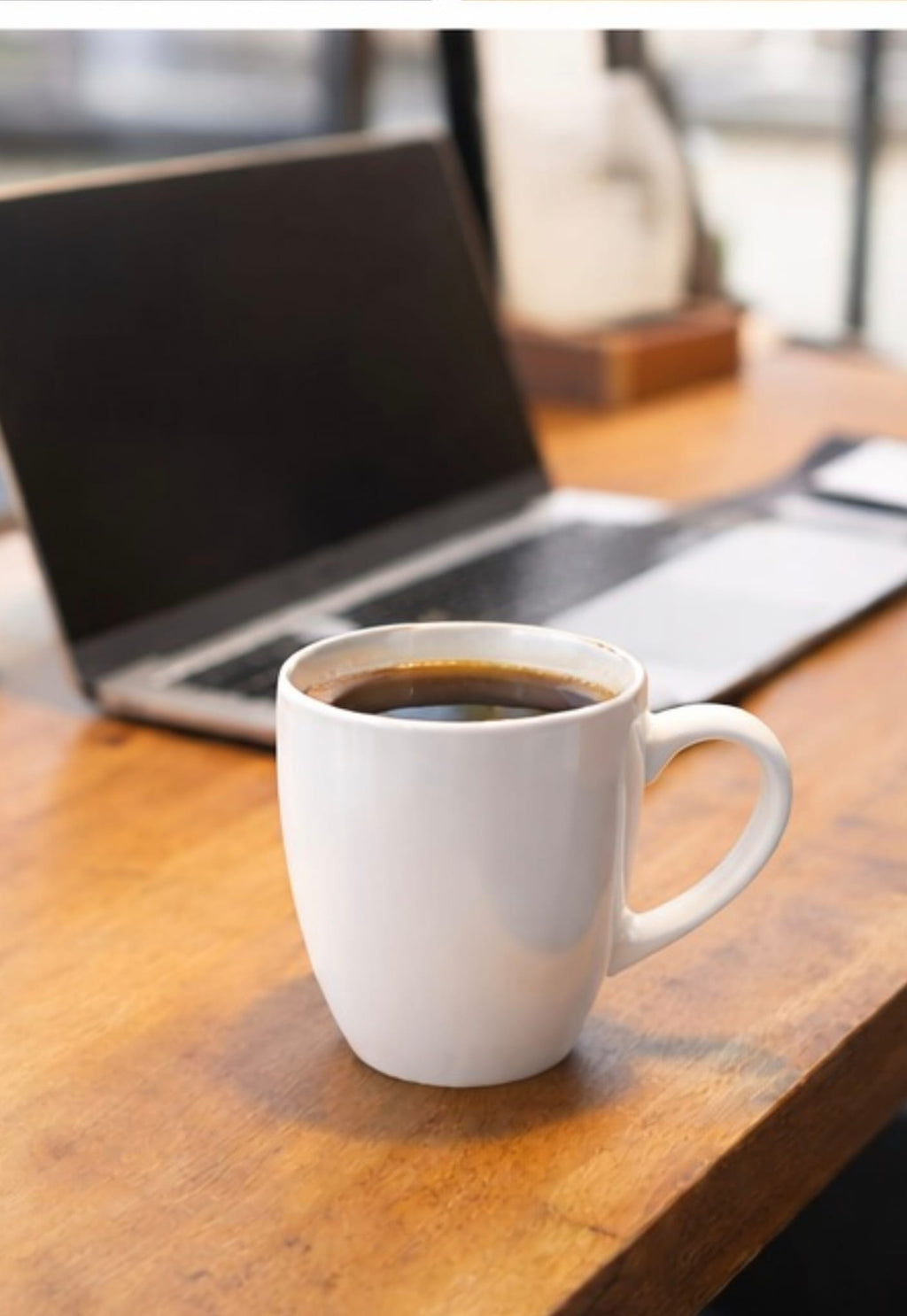 Shop glossy white ceramic mug set 310ml. Modern coffee and tea cups set of 6, durable, stylish and perfect for everyday kitchen use.