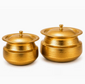 Set of 2 Gold Hammered Brass Style Serving Pots with Lids – Large & MediumBuffet Curry Rice Bowls for Indian Restaurant, Catering, Parties & Home Dining