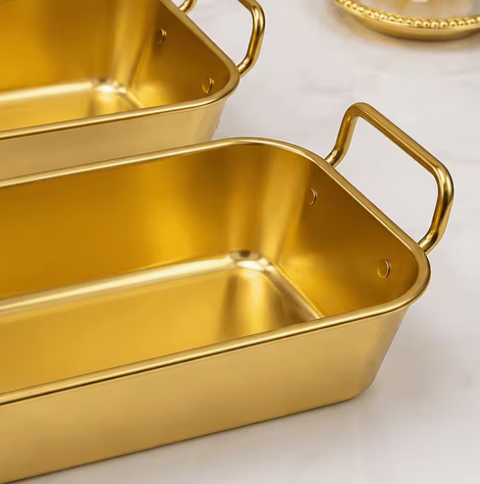 Set of 2 Stainless Steel Gold Serving Trays – Elegant Rectangular Serving Dishes with Handles for Serving, Baking & Food Presentation